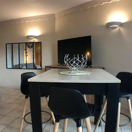 Rare : Au Bord Du Lac D'Annecy, Cosy Appartement En Rez De Jardin Avec Terrasse Privative Duingt Exterior photo